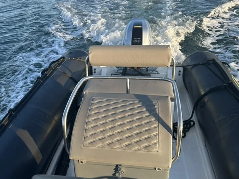 Bombard Explorer 550 SP te huur van particulier of professional in Bénodet