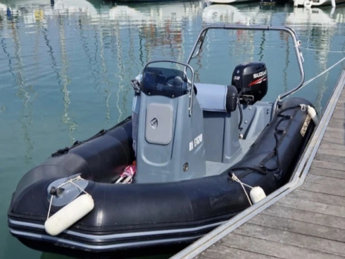 Huur RIB met of zonder schipper Bombard in Le Château-d'Oléron