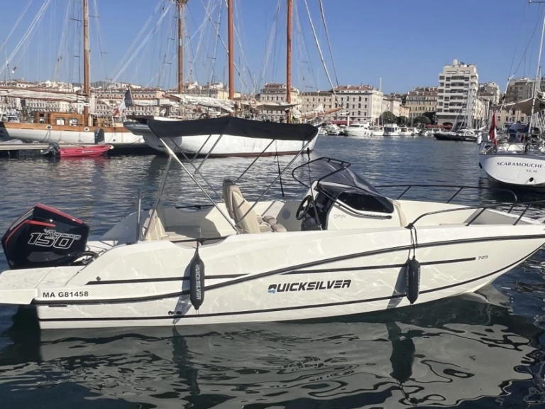 Huur Motorboot met of zonder schipper Quicksilver in Marseille