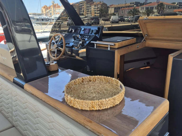 nautica esposito positano 38 te huur van particulier of professional in Le Lavandou