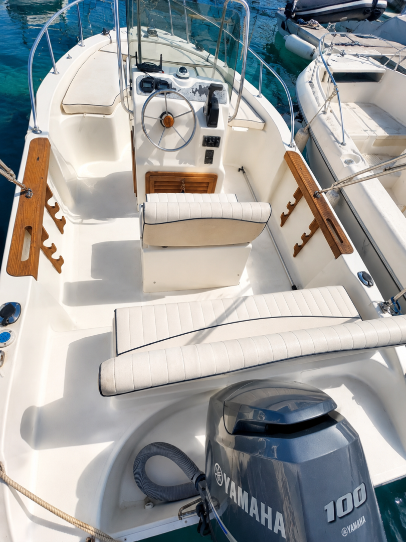 Bootverhuur Capelli Cap 18 in Carry-le-Rouet via SamBoat