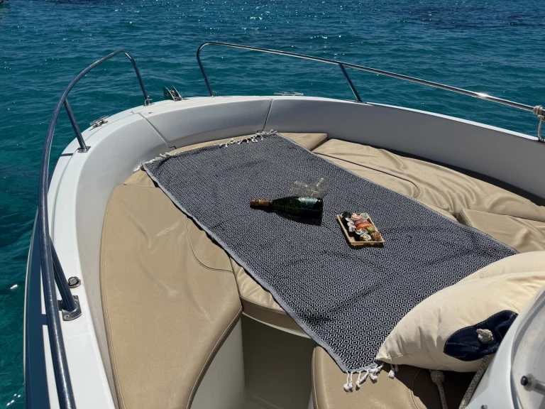 Motorboot te huur in Cannes voor de beste prijs