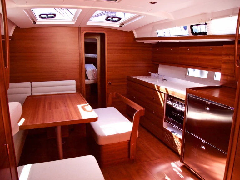 Huur een Dufour Dufour 460 Grand Large in Santa Pola