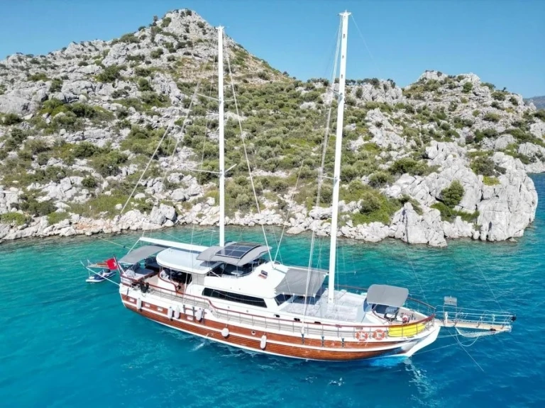Huur een Custom Made Custom made in Marmaris