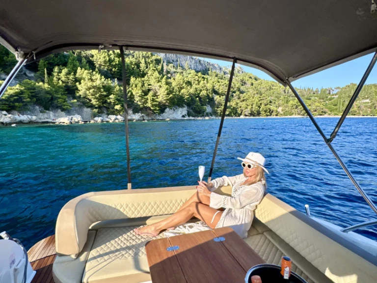 Bootverhuur Bavaria S30 Open in Split via SamBoat