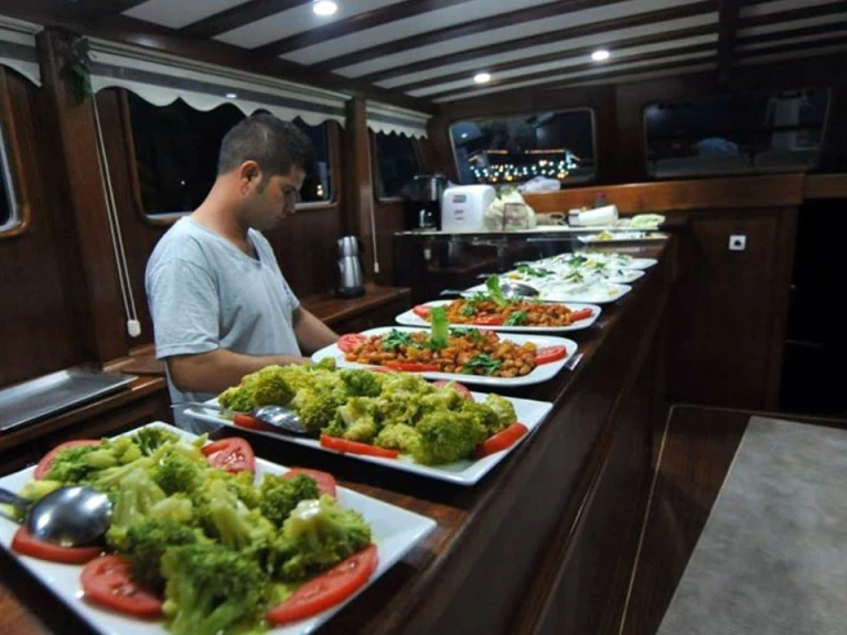 Custom Made Custom made te huur van particulier of professional in Marmaris
