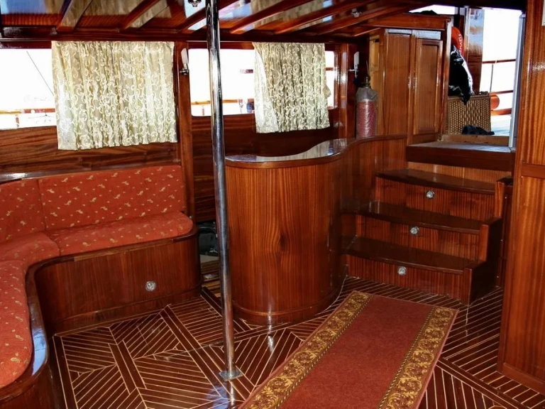 Huur een Custom Made Custom made in Fethiye