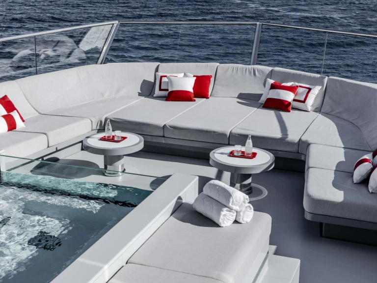 Huur een Silent Yachts BOLD in Porto Cervo