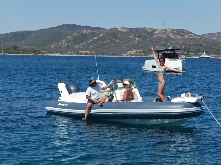 Verhuur RIB Marlin Boat met vaarbewijs