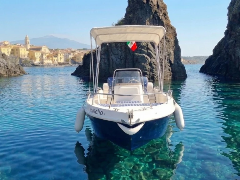 Verhuur Motorboot in Catania - Marinello Eden 18