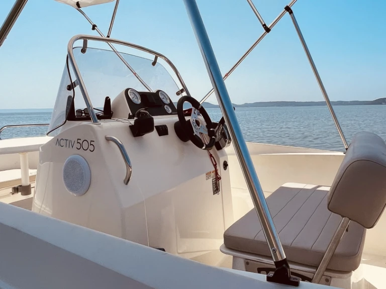 Verhuur Motorboot Quicksilver met vaarbewijs