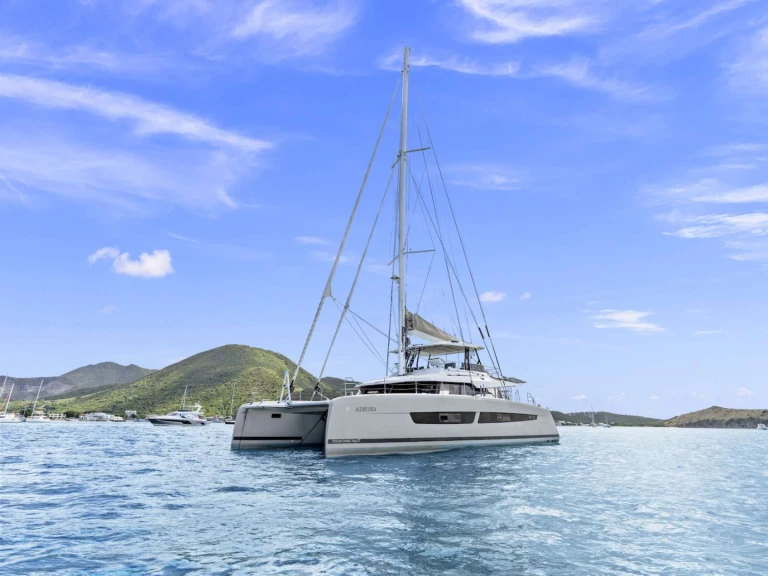 Verhuur Jacht Fountaine Pajot met vaarbewijs