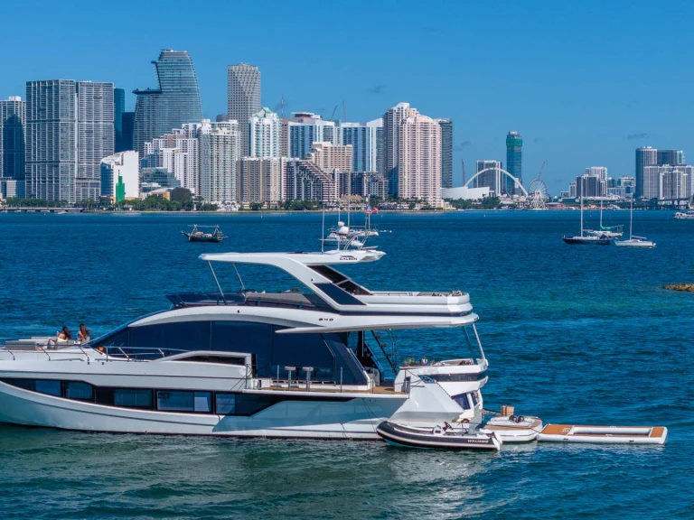 Bootverhuur Galeon Don't Tell MOM in Miami via SamBoat