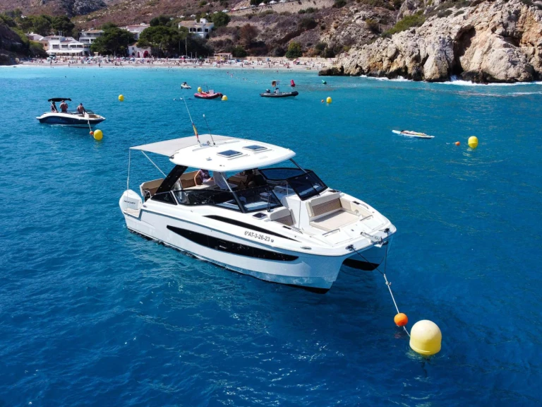 Jacht te huur in Ibiza voor de beste prijs