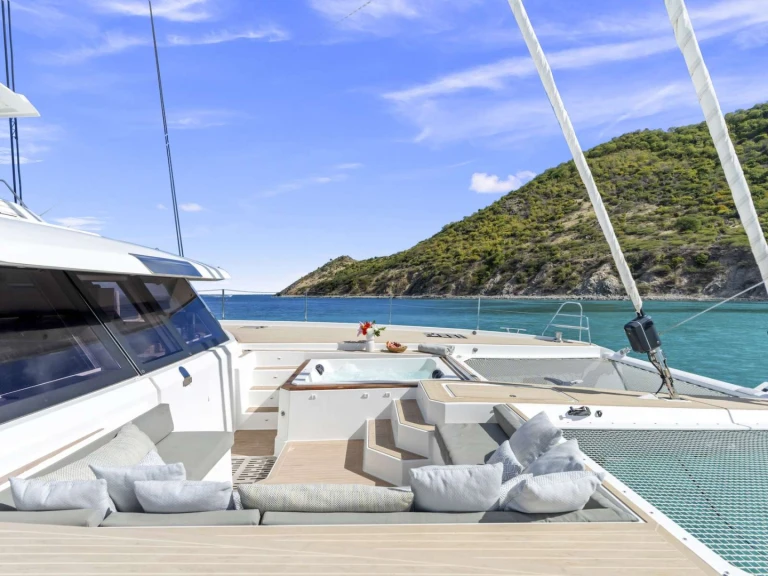 Jachthuur in Provence-Alpes-Côte d'Azur - Fountaine Pajot ADEONA via SamBoat