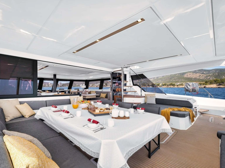 Huur een Fountaine Pajot NEOW in Caribisch gebied