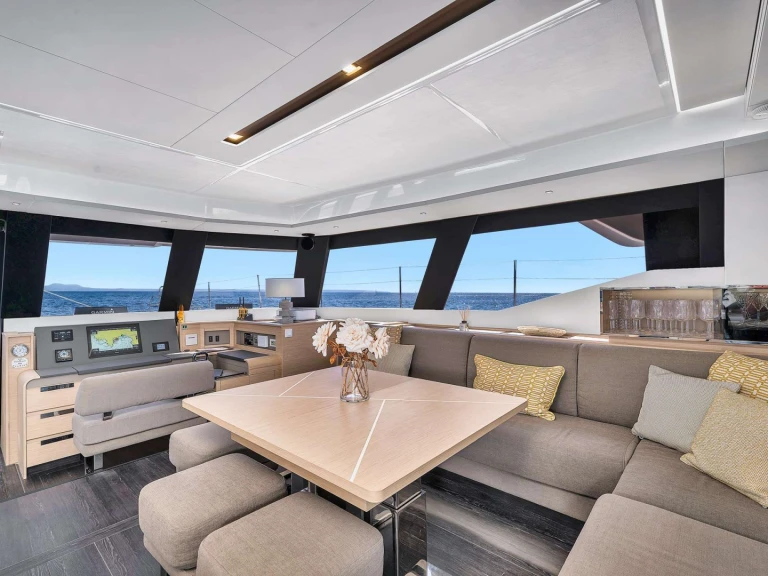 Huur Jacht met of zonder schipper Fountaine Pajot in Caribisch gebied