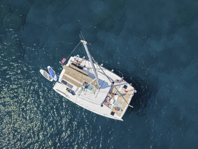 Lagoon Lagoon 450 F te huur van particulier of professional in Rethymno