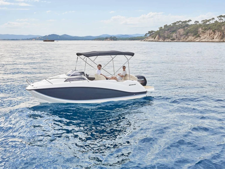 Verhuur Motorboot in Saint-Laurent-du-Var - Quicksilver Activ 555 Open