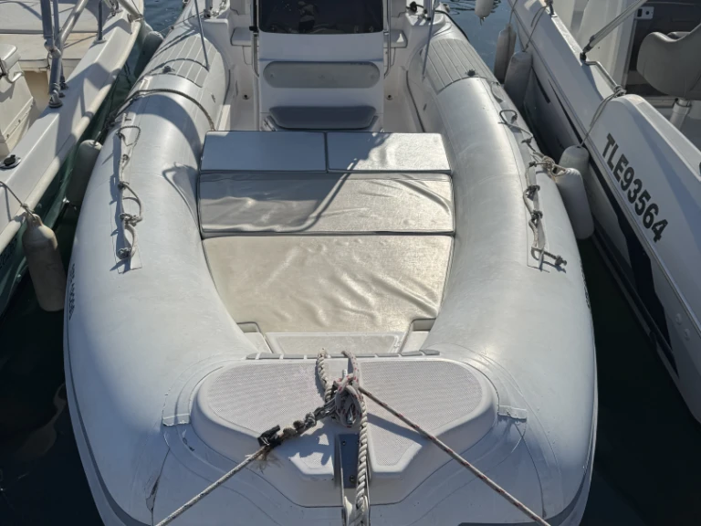 Bootverhuur Les Issambres goedkoop Evolution D.640