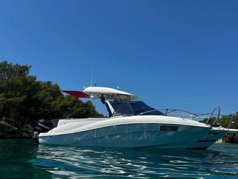 Bootverhuur Poljica goedkoop Quicksilver 720 Commander