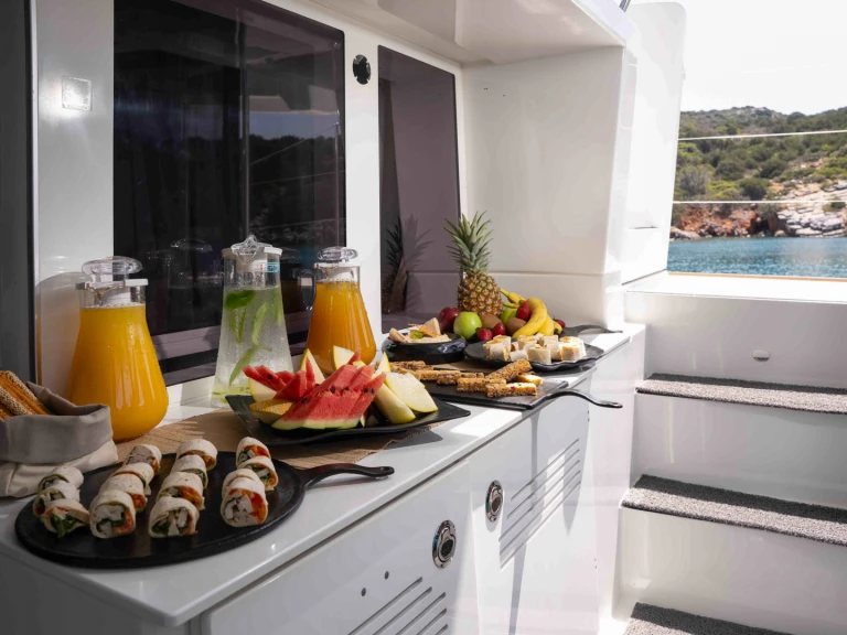 Huur Catamaran met of zonder schipper Lagoon in Agios Nikolaos