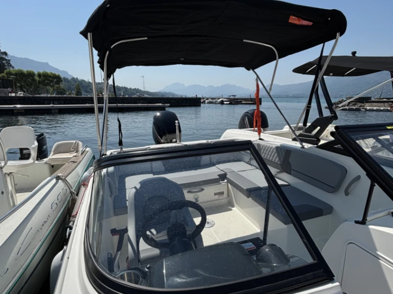 Bootverhuur Bayliner VR4OE in Aix-les-Bains via SamBoat