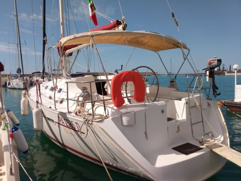 Bootverhuur Castellammare del Golfo goedkoop Oceanis 393 Clipper