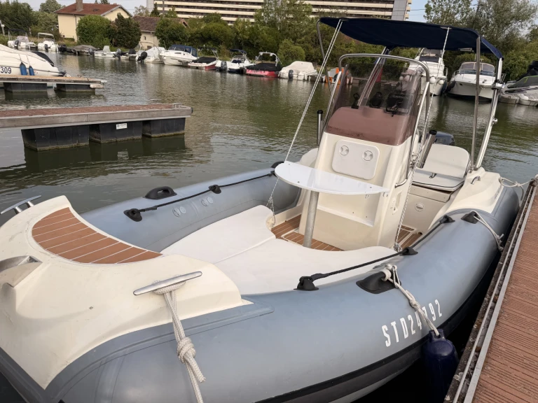 Huur RIB met of zonder schipper Nuova Jolly in Metz