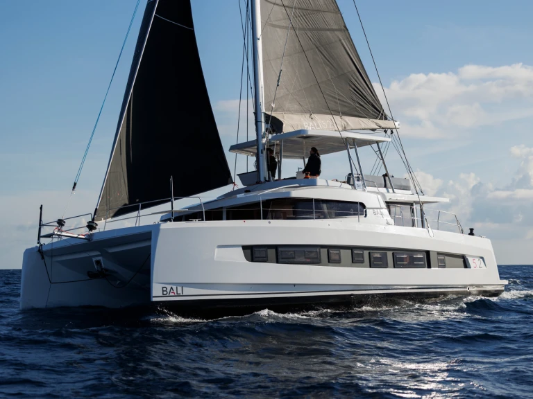 Verhuur Catamaran Bali met vaarbewijs