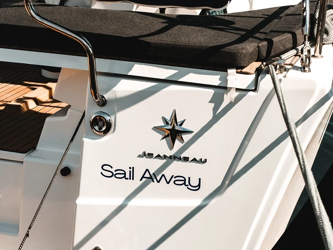 Bootverhuur Jeanneau Sun Odyssey 455 in Piso Livadi via SamBoat