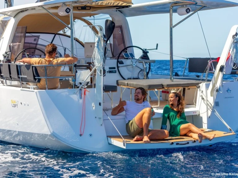 Bootverhuur Jeanneau Sun Loft 47 in Anse Marcel via SamBoat