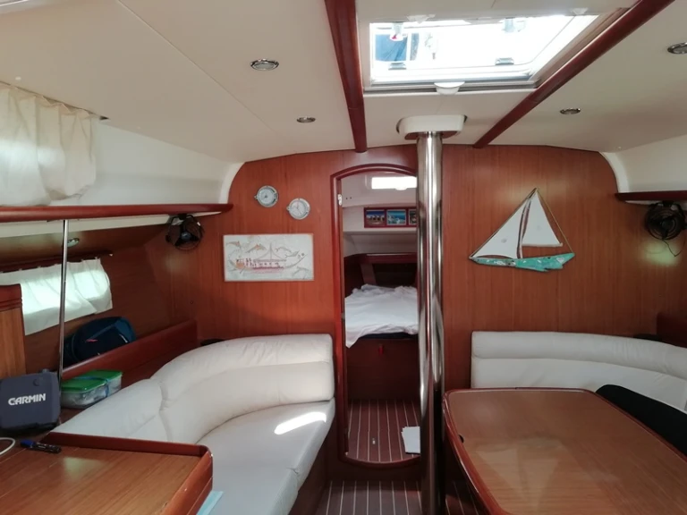 Verhuur Zeilboot Jeanneau met vaarbewijs