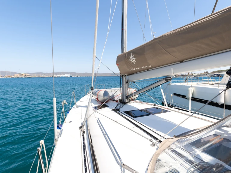 Verhuur Zeilboot in Lávrio - Jeanneau Sun Odyssey 440