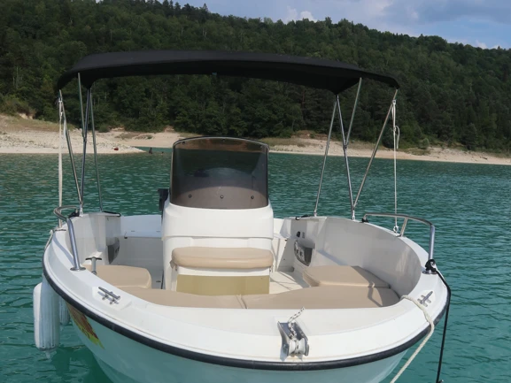 Motorboot te huur in Maisod voor de beste prijs