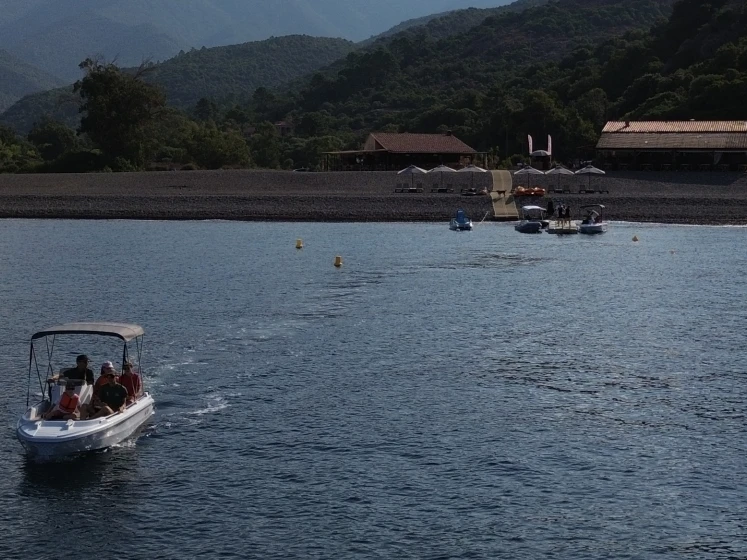 Jachthuur in Serriera - ROTO 450s Family via SamBoat