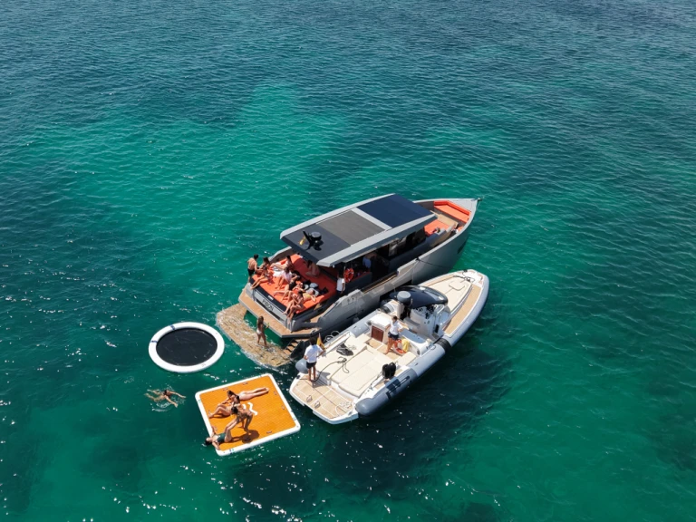 Bootverhuur Puerto De Barbate goedkoop D50 Coupe
