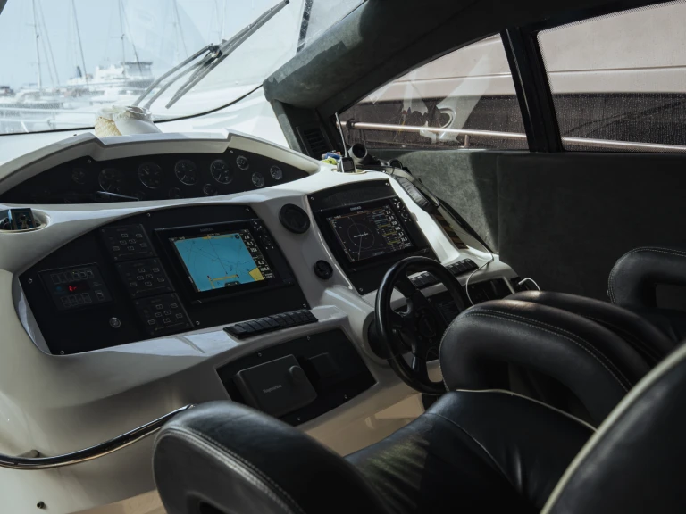 Sunseeker Predator 75 te huur van particulier of professional in Palma de Mallorca