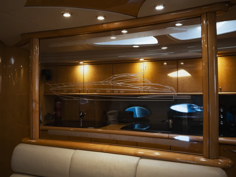 Jachthuur in Palma de Mallorca - Sunseeker Predator 75 via SamBoat