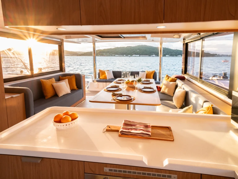 Huur een Bali Bali 5.2 in Saint-Mandrier-sur-Mer