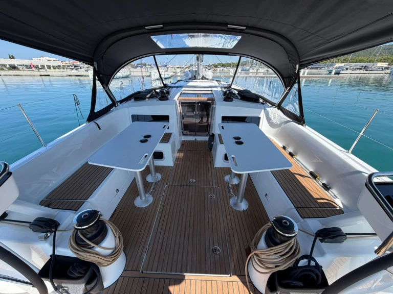Huur Zeilboot met of zonder schipper Jeanneau in Sukošan