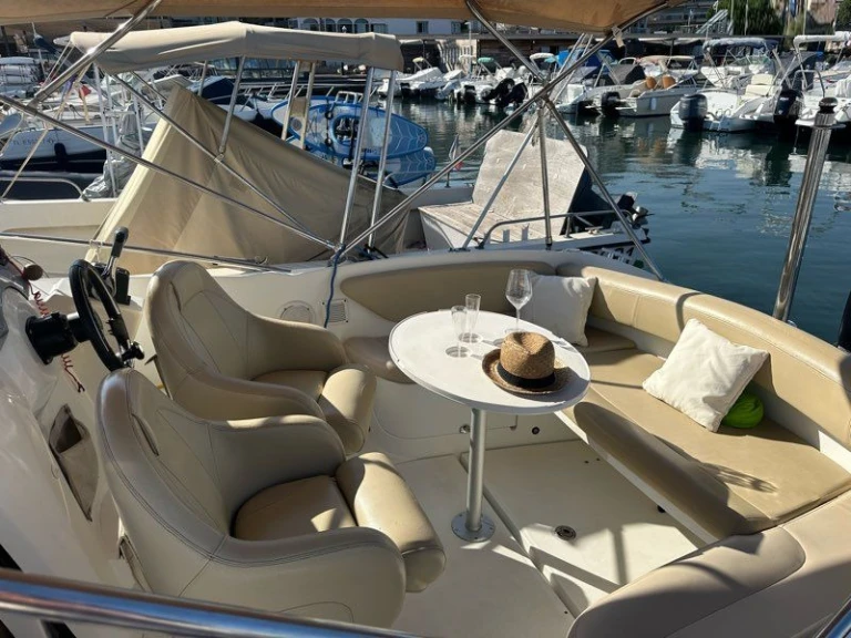 Bénéteau Flyer 750 Sun Deck te huur van particulier of professional in Mandelieu-la-Napoule