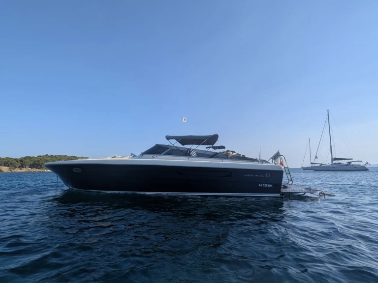 Bootverhuur Itama 40 in Port Grimaud via SamBoat