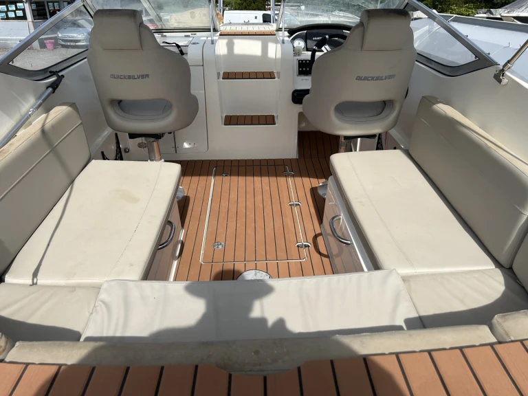 Motorboot te huur in Meaux voor de beste prijs