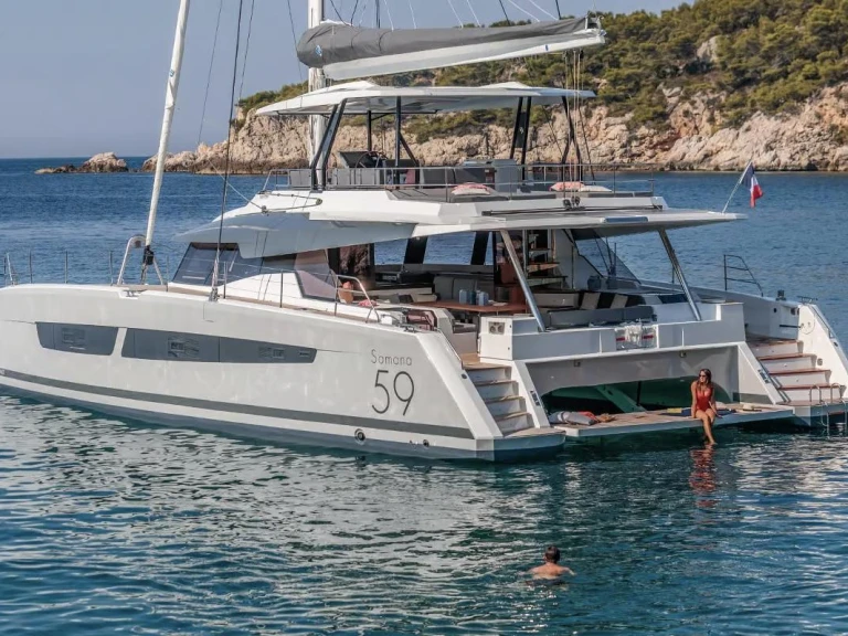 Catamaran te huur in Porto-Vecchio voor de beste prijs