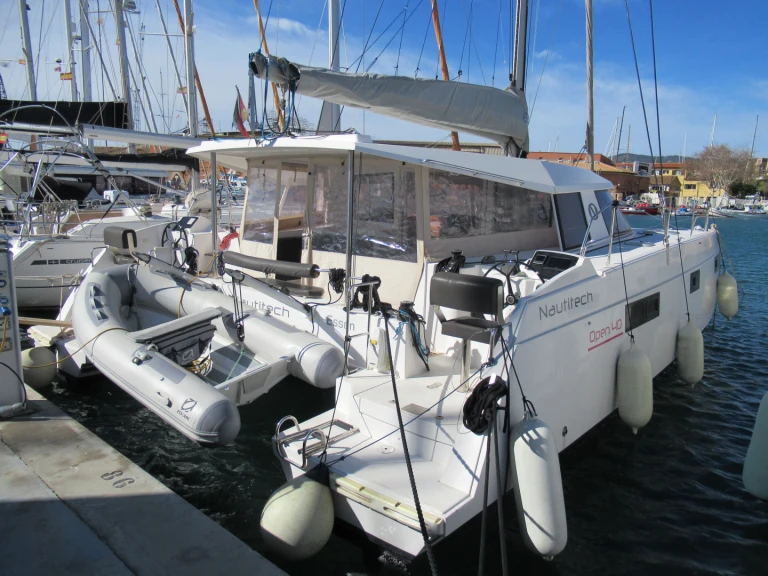 Huur Catamaran met of zonder schipper Nautitech in Port-Saint-Louis-du-Rhône