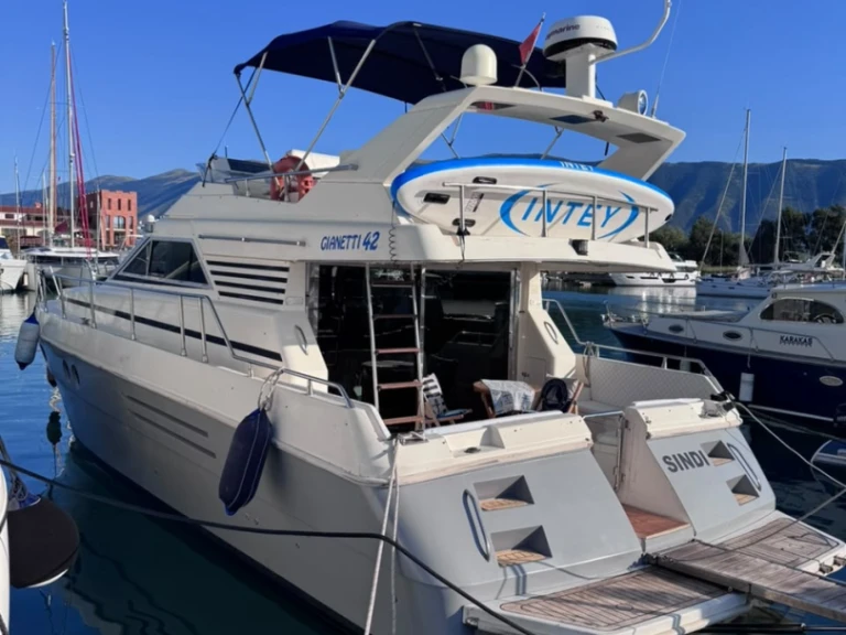 Verhuur Motorboot in Rrethi i Vlorës - Ferretti Altura 39