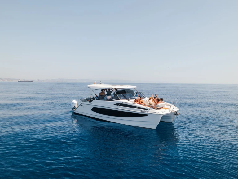 Bootverhuur Aquila Aquila 36 Sport in Barcelona via SamBoat