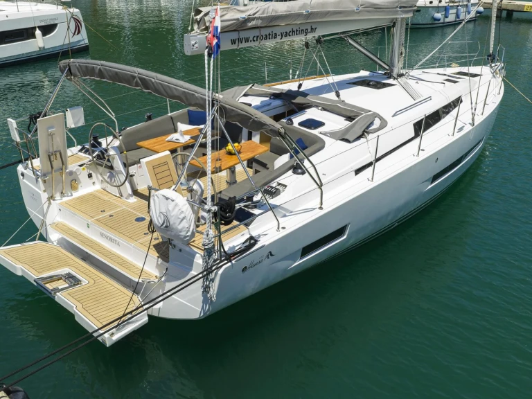 Huur Zeilboot met of zonder schipper Hanse in Komolac