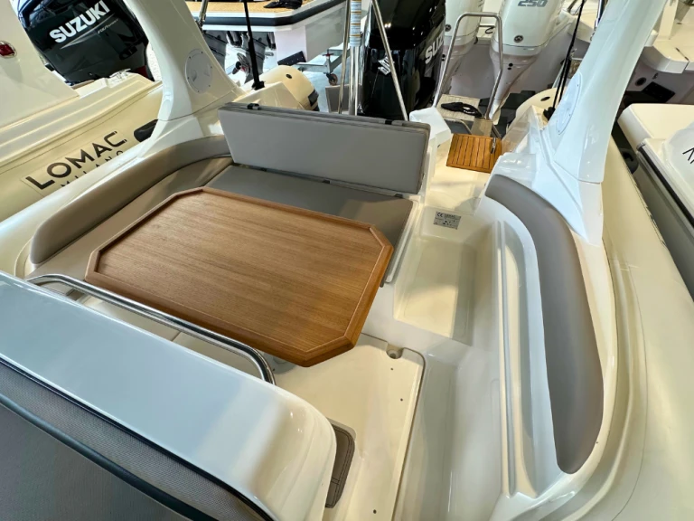Lomac Lomac 790 IN te huur van particulier of professional in Ajaccio